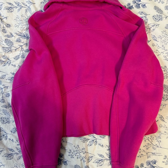 LIKE BRAND NEW LULU PINK SCUBA HALF ZIP!
Size xs/s sonic pink. - Picture 5 of 5